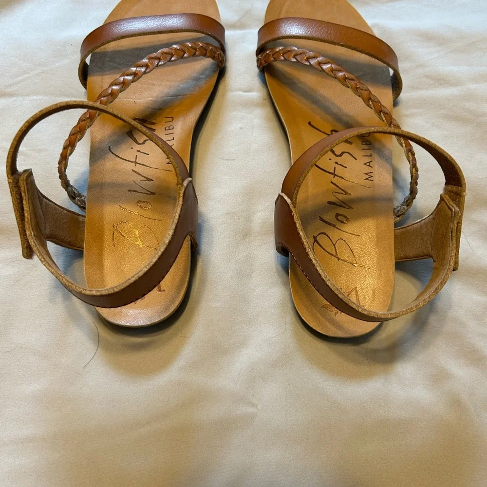 Blowfish Women's Brown Braided Sandals Like new, size 8 - Picture 2 of 4